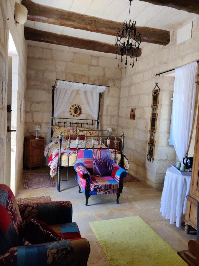 Bed and Breakfast The Garden Gate Sannat Exterior foto