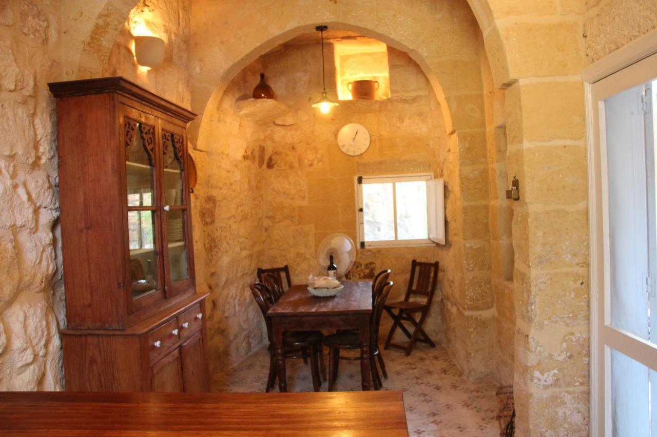 Bed and Breakfast The Garden Gate Sannat Exterior foto