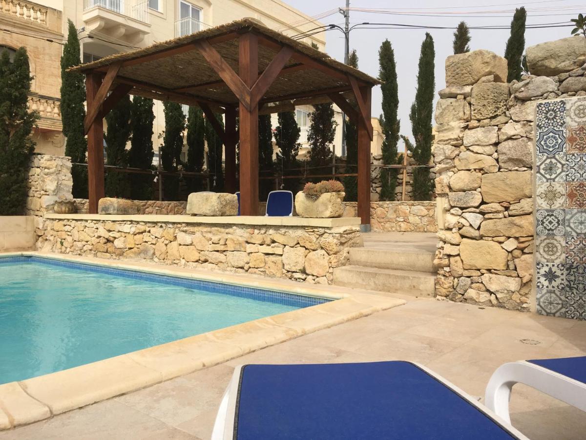 Bed and Breakfast The Garden Gate Sannat Exterior foto
